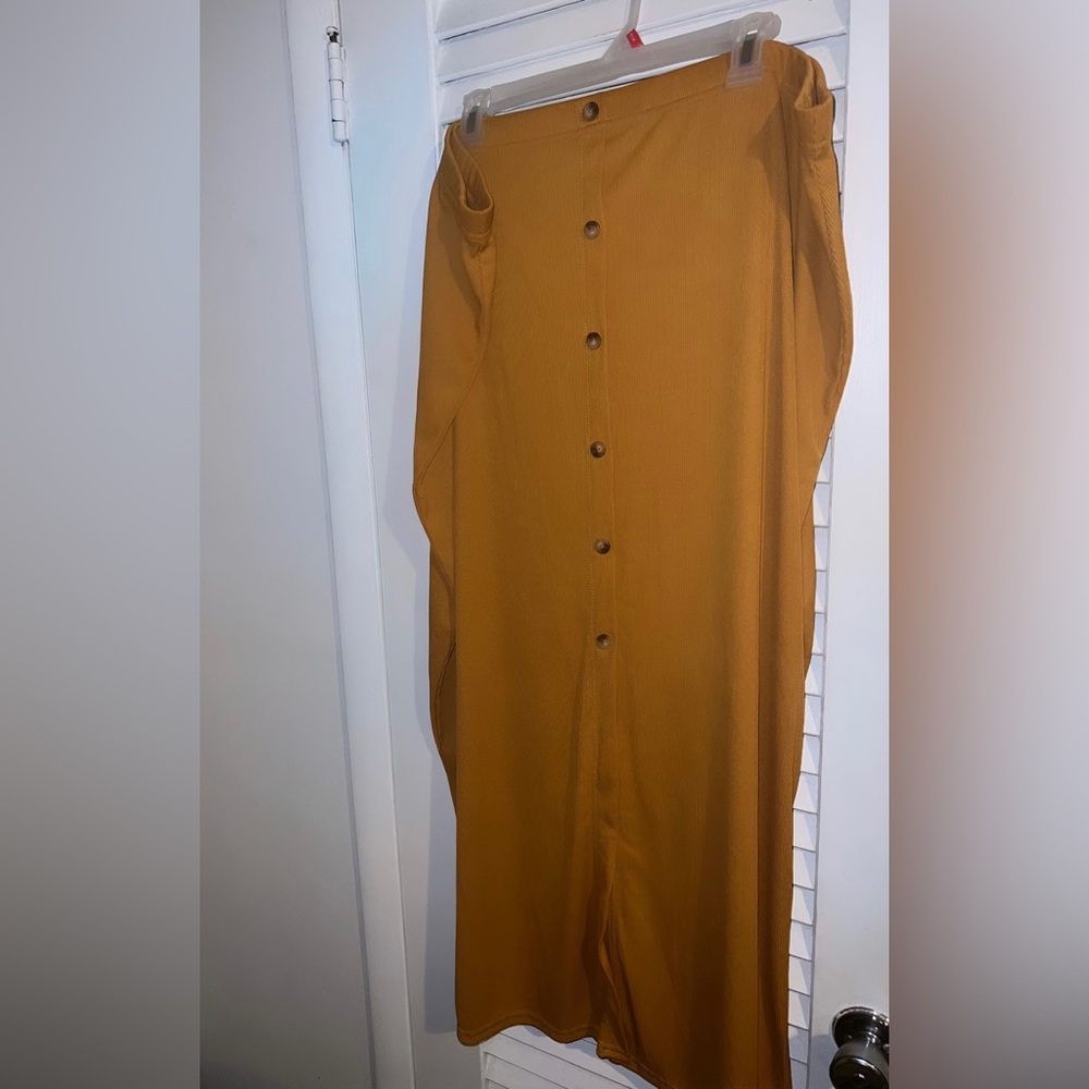 Boohoo Midi Skirt Size 24